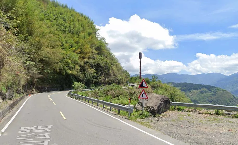 2022 06 16 134158 https://gonews.com.tw/wp-content/uploads/2022/06/禁止超車_1170.jpg