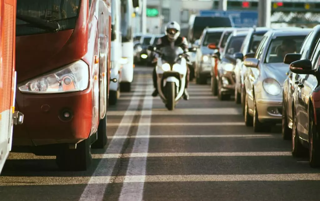 車道分割 https://gonews.com.tw/wp-content/uploads/2024/06/車道分割__Gonews_.jpg